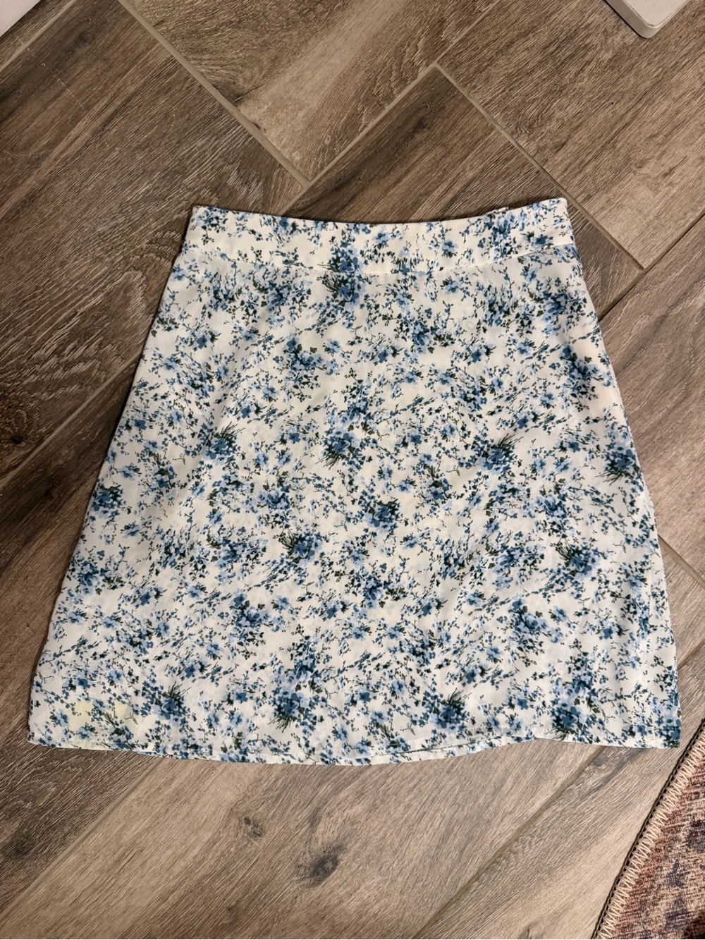 bp White and Blue Floral Mini Skirt